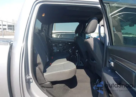 2024 Ram 1500 Classic Warlock 4X2 5'7 Box из США, поврежденный, VIN 1C6RR6LG5RS123326